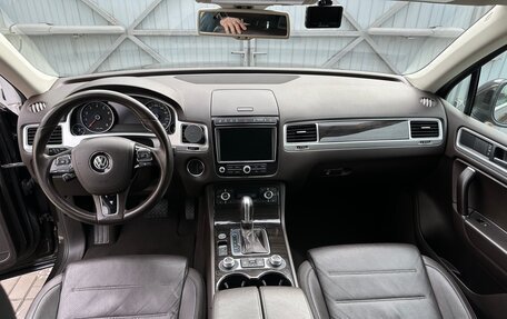 Volkswagen Touareg III, 2015 год, 3 100 000 рублей, 18 фотография