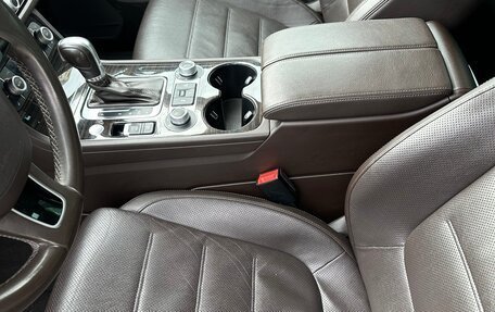 Volkswagen Touareg III, 2015 год, 3 100 000 рублей, 22 фотография