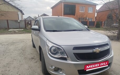 Chevrolet Cobalt II, 2013 год, 600 000 рублей, 2 фотография