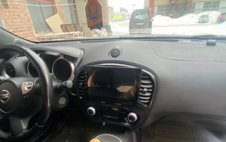 Nissan Juke II, 2012 год, 850 000 рублей, 10 фотография