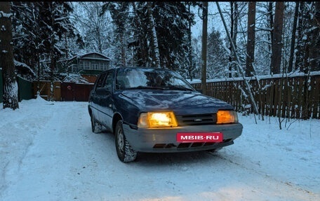 ИЖ 2126 «Ода», 2002 год, 110 000 рублей, 7 фотография