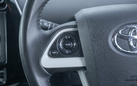 Toyota Prius IV XW50, 2018 год, 1 699 000 рублей, 13 фотография