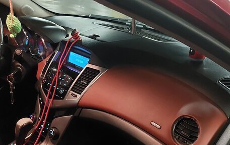 Chevrolet Cruze II, 2011 год, 630 000 рублей, 10 фотография