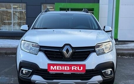 Renault Sandero II рестайлинг, 2020 год, 1 529 000 рублей, 2 фотография