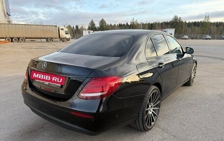 Mercedes-Benz E-Класс, 2018 год, 2 590 000 рублей, 6 фотография
