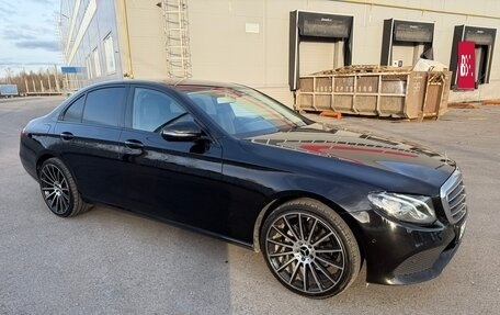 Mercedes-Benz E-Класс, 2018 год, 2 590 000 рублей, 8 фотография