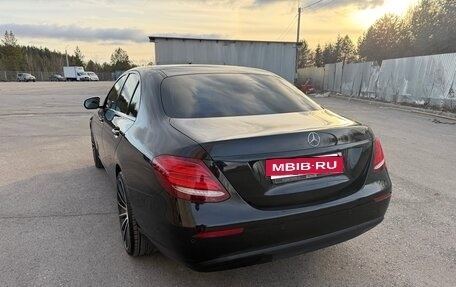 Mercedes-Benz E-Класс, 2018 год, 2 590 000 рублей, 5 фотография