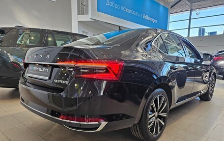 Skoda Superb III рестайлинг, 2025 год, 3 360 000 рублей, 13 фотография