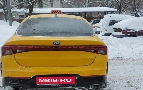 KIA K5, 2021 год, 1 675 000 рублей, 2 фотография