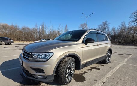Volkswagen Tiguan II, 2020 год, 2 200 000 рублей, 2 фотография