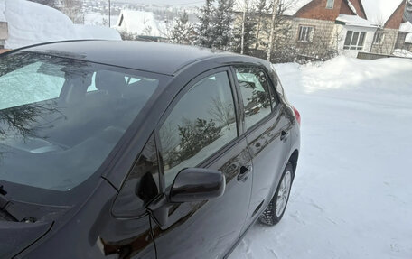 Toyota Auris II, 2009 год, 750 000 рублей, 10 фотография