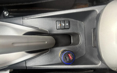 Toyota Auris II, 2009 год, 750 000 рублей, 19 фотография