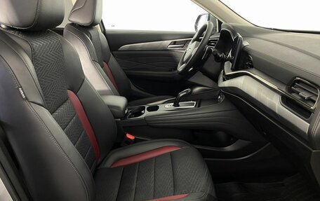 Haval F7 I, 2023 год, 2 300 000 рублей, 13 фотография