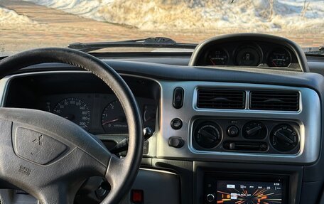 Mitsubishi Pajero Sport II рестайлинг, 2005 год, 680 000 рублей, 20 фотография