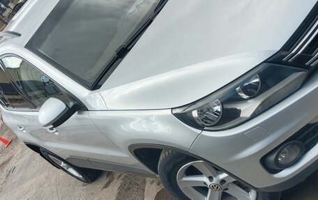 Volkswagen Tiguan I, 2011 год, 1 300 000 рублей, 4 фотография