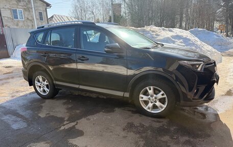 Toyota RAV4, 2018 год, 2 850 000 рублей, 4 фотография