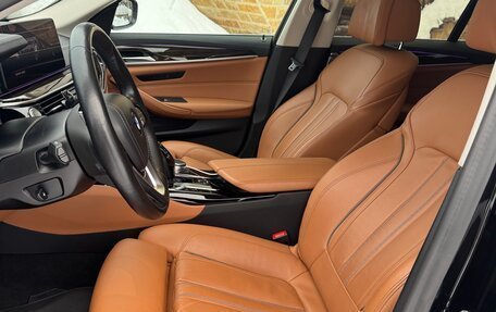 BMW 5 серия, 2021 год, 4 550 000 рублей, 2 фотография