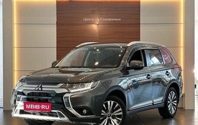 Mitsubishi Outlander III рестайлинг 3, 2019 год, 2 390 000 рублей, 1 фотография