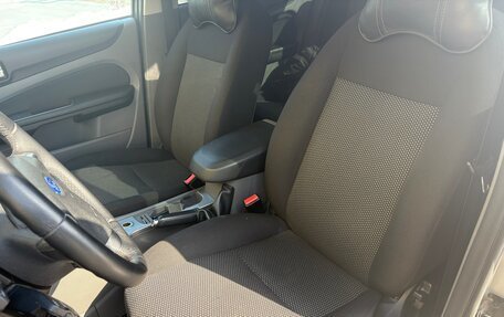 Ford Focus II рестайлинг, 2011 год, 720 000 рублей, 6 фотография