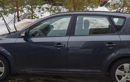 KIA cee'd I рестайлинг, 2010 год, 950 000 рублей, 9 фотография