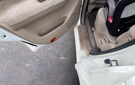 Nissan Presage I, 2002 год, 559 000 рублей, 13 фотография