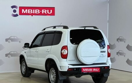 Chevrolet Niva I рестайлинг, 2018 год, 797 000 рублей, 7 фотография