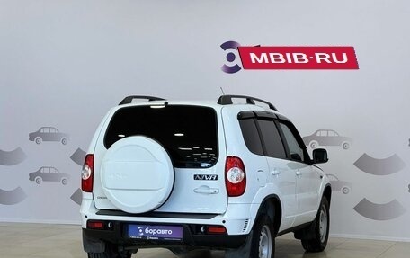 Chevrolet Niva I рестайлинг, 2018 год, 797 000 рублей, 6 фотография