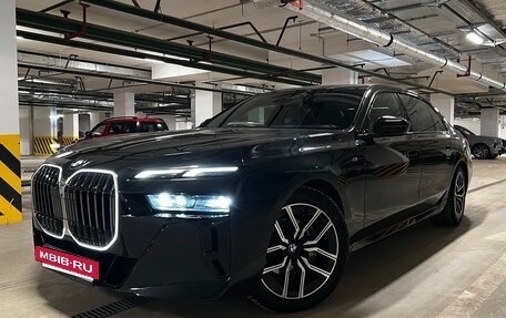 BMW 7 серия, 2022 год, 10 880 000 рублей, 3 фотография