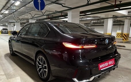 BMW 7 серия, 2022 год, 10 880 000 рублей, 5 фотография