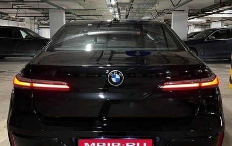 BMW 7 серия, 2022 год, 10 880 000 рублей, 6 фотография