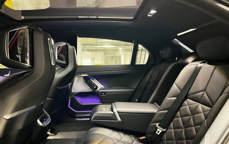 BMW 7 серия, 2022 год, 10 880 000 рублей, 24 фотография