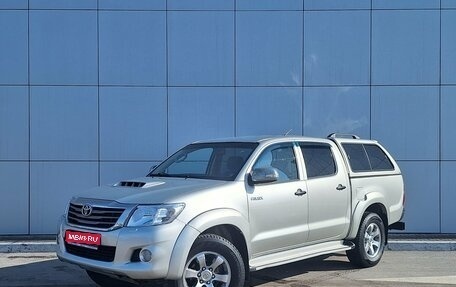 Toyota Hilux VII, 2013 год, 1 990 000 рублей, 1 фотография