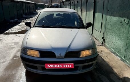 Mitsubishi Carisma I, 2001 год, 300 000 рублей, 1 фотография