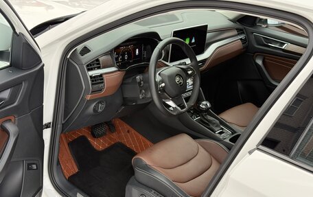 Skoda Kodiaq I, 2023 год, 4 500 000 рублей, 12 фотография