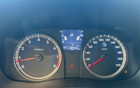 Hyundai Solaris II рестайлинг, 2014 год, 850 000 рублей, 8 фотография