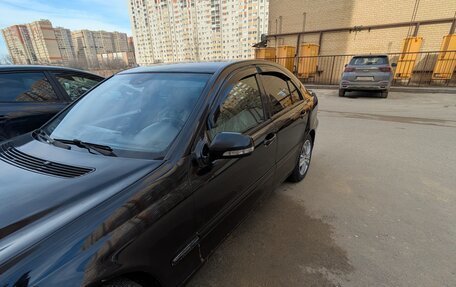 Mercedes-Benz C-Класс, 2002 год, 250 000 рублей, 3 фотография