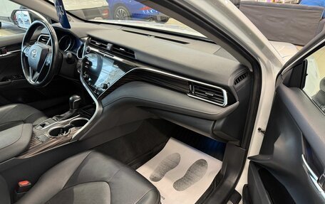 Toyota Camry, 2020 год, 3 799 900 рублей, 12 фотография