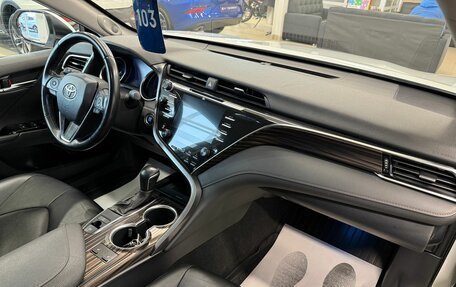 Toyota Camry, 2020 год, 3 799 900 рублей, 13 фотография