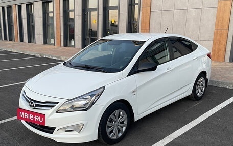Hyundai Solaris II рестайлинг, 2016 год, 1 300 000 рублей, 2 фотография