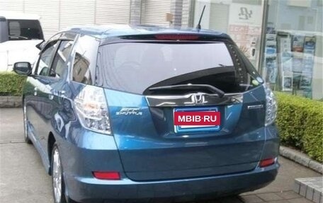 Honda Fit Shuttle I рестайлинг, 2011 год, 800 000 рублей, 3 фотография