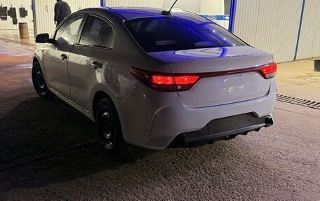 KIA Rio IV, 2020 год, 900 000 рублей, 7 фотография