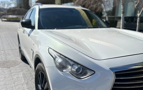 Infiniti QX70, 2014 год, 2 000 000 рублей, 15 фотография