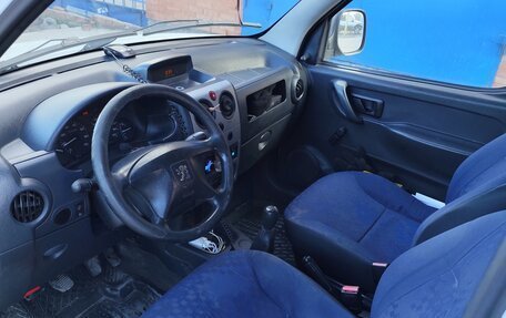 Peugeot Partner II рестайлинг 2, 2010 год, 490 000 рублей, 3 фотография