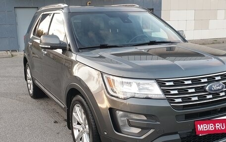 Ford Explorer VI, 2017 год, 2 920 000 рублей, 3 фотография