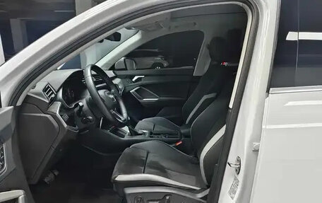 Audi Q3, 2021 год, 1 772 000 рублей, 10 фотография