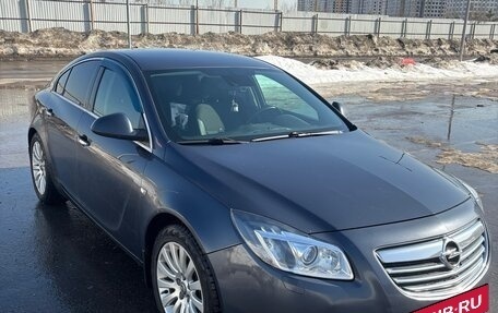 Opel Insignia II рестайлинг, 2011 год, 820 000 рублей, 13 фотография