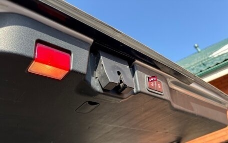 Mercedes-Benz V-Класс, 2017 год, 4 000 000 рублей, 13 фотография