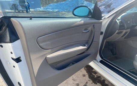 BMW 1 серия, 2008 год, 799 000 рублей, 13 фотография