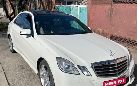 Mercedes-Benz E-Класс, 2010 год, 1 700 000 рублей, 5 фотография