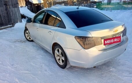 Chevrolet Cruze II, 2010 год, 450 000 рублей, 4 фотография